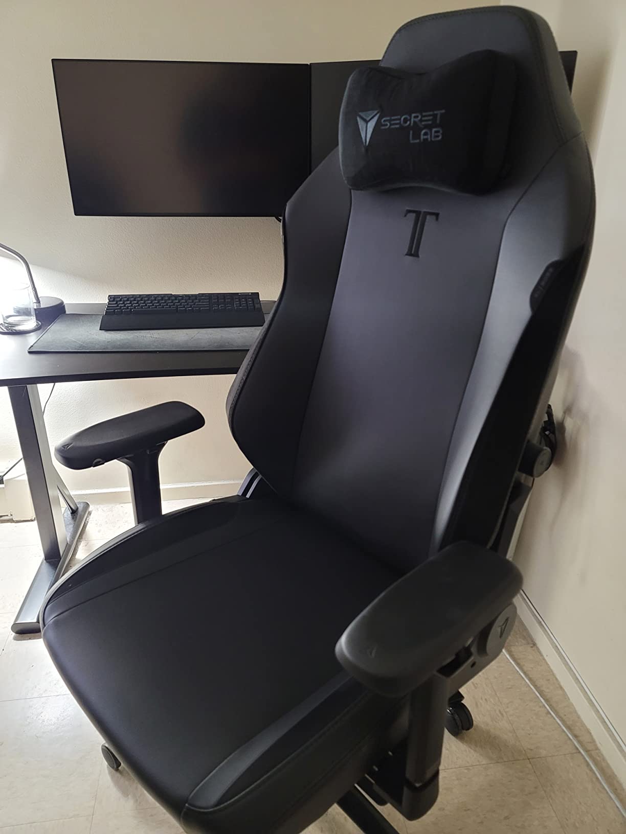 Secretlab TITAN Evo 2022 — product photo